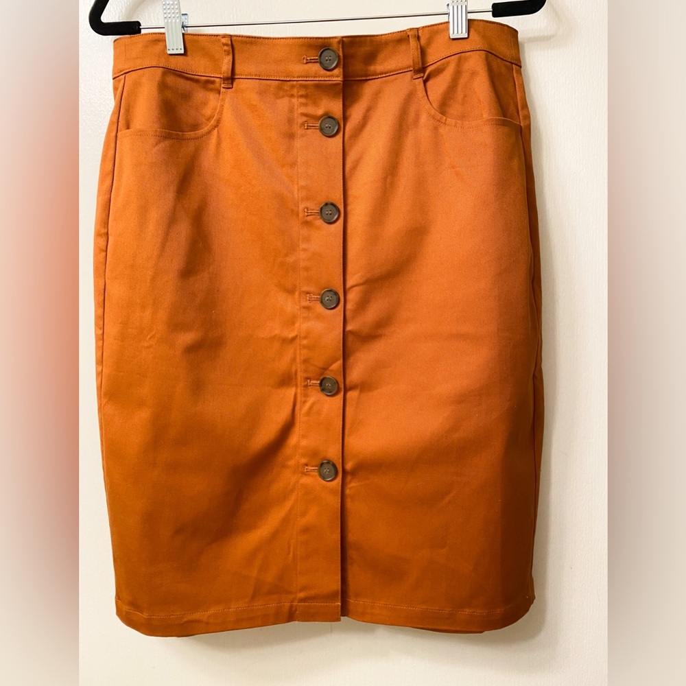 BRAND NEW | LOFT Button Down Pencil Skirt